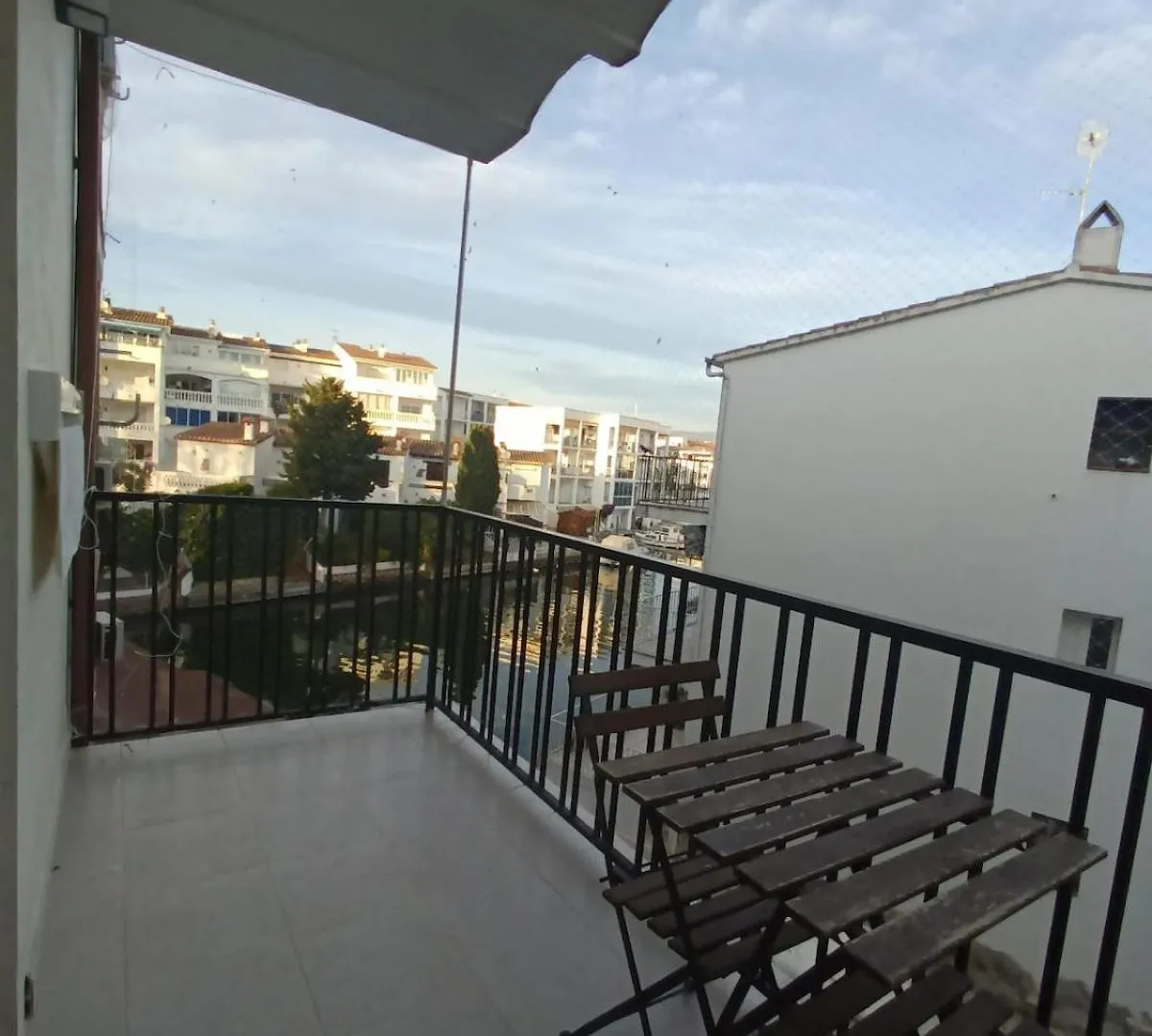 Cozy Apartment With Views Ampuriabrava España